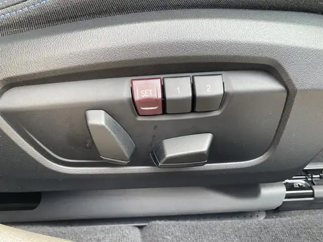 ＢＭＷ ＢＭＷ １２０ｄ Mスポーツ 福岡県 2025(令7)年 0.5万km アルピンホワイトⅢ ・1オーナー/・アクティブクルーズコントロール/・純正ナビ/BT/USB/carplay/・全方位カメラ/・ハーフレザーシート/シートヒーター/・ドライブレコーダー/・ミラー型ETC/・純正18AW/・LEDライト/・BLIS/・ヘッドアップディスプレイ/・ワイヤレス充電