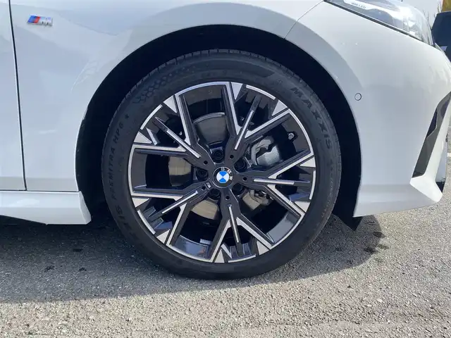 ＢＭＷ ＢＭＷ １２０ｄ Mスポーツ 福岡県 2025(令7)年 0.5万km アルピンホワイトⅢ ・1オーナー/・アクティブクルーズコントロール/・純正ナビ/BT/USB/carplay/・全方位カメラ/・ハーフレザーシート/シートヒーター/・ドライブレコーダー/・ミラー型ETC/・純正18AW/・LEDライト/・BLIS/・ヘッドアップディスプレイ/・ワイヤレス充電