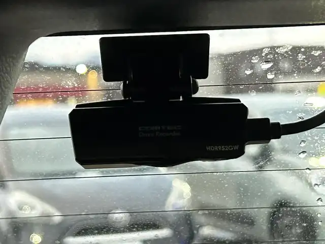 トヨタ ＲＡＶ４ アドベンチャー オフロードPKGⅡ 道南・函館 2023(令5)年 2.5万km グレーメタリック /純正ディスプレイオーディオ//ナビゲーション//フルセグTV//夏冬タイヤ//純正エンジンスターター//全方位カメラ//ワンオーナー//寒冷地仕様//レザーシート//前席シートヒーター//前席パワーシート//革巻きステアリング//ステアリングヒーター//クルーズコントロール//LTA//BSM//PCS//RCTA//PKSB//RSA//デジタルインナーミラー//社外ドライブレコーダー　前後//ETC2.0//LEDヘッドライト//フォグランプ//ルーフキャリア