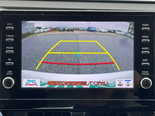 トヨタ カムリ G レザーパッケージ 滋賀県 2021(令3)年 7.4万km プラチナホワイトパールマイカ ワンオーナー/純正8インチナビ/(AM/FM/BT/USB/フルセグTV)/白革シート/シートヒーター/パワーシート/コーナーセンサー/ブラインドスポットモニター/ビルトインETC/ドライブレコーダー/バックカメラ/トヨタセーフティセンス/・プリクラッシュセーフティ/・レーントレーシングアシスト/・オートマチックハイビーム/・レーダークルーズコントロール/電動サンシェード/電動サイドブレーキ/オートホールド/オートライト/革巻きステアリング/ステアリングスイッチ/横滑り防止装置/積込スタッドレスタイヤ/プッシュスタート/電格ウインカーミラー