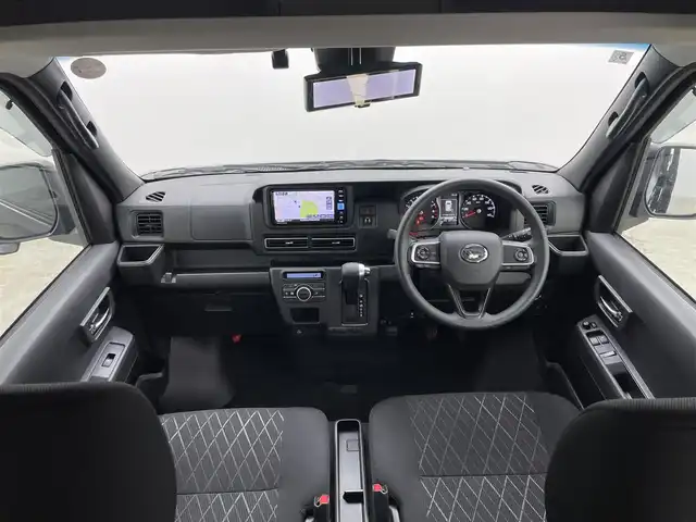 ダイハツ アトレー バン デッキバン 岡山県 2023(令5)年 2.1万km ブラックマイカメタリック 純正ナビ/NMZK-W73D/（CD/DVD/TV/BT/USB)/バックカメラ/両側パワースライドドア/LEDヘッドライト/フォグランプ/オートライト/スマートアシスト/衝突回避支援/認識支援/運転負荷軽減/駐車支援/コーナーセンサー/ETC/ドライブレコーダー/スペアキー1個