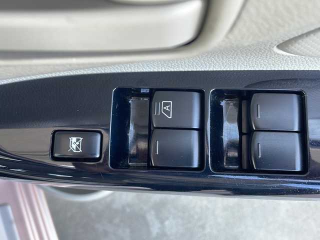 三菱 ｅＫワゴン M 富山県 2014(平26)年 2.9万km サクラピンクメタリック 禁煙車/4WD/純正CDオーディオ/ヘッドライトレベライザー/横滑り防止/シートヒーター/キーレス/タッチパネル式オートエアコン/アイドリングストップ/サマータイヤ積込み/純正ドアバイザー/純正フロアマット