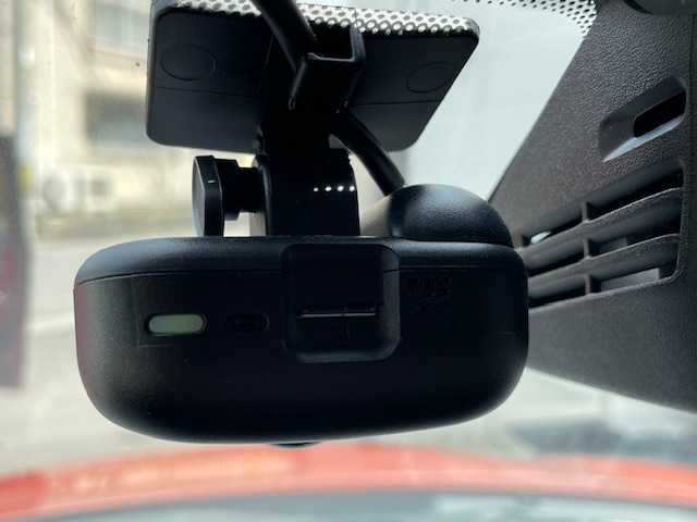 スズキ スイフト XG 佐賀県 2020(令2)年 5.4万km フレイムオレンジパールメタリック/ブラック2トーンルーフ ワンオーナー/クルーズコントロール/ドライブレコーダー/ETCビルトイン/レーンキープアシスト/横滑り防止装置/衝突被害軽減システム/USB入力端子/シートヒーター/コーナーセンサー/エアバッグダブル＋サイド/カーテンエアバッグ/バックカメラ/フルセグテレビ/Bluetooth接続/パーキングセンサー/オートライト/オートマチックハイビーム/純正アルミホイール/純正フロアマット/スマートキー/スペアキー