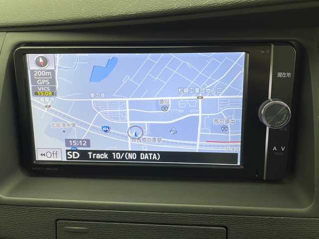 トヨタ アイシス プラタナ Vセレクション 千葉県 2013(平25)年 7.5万km ホワイトパールクリスタルシャイン 純正メモリーナビ/フルセグTV（TVキャンセラー付）/Bluetooth接続/バックカメラ/両側パワースライドドア/キセノンヘッドライト/ビルトインETC/スマートキー/プッシュスタート