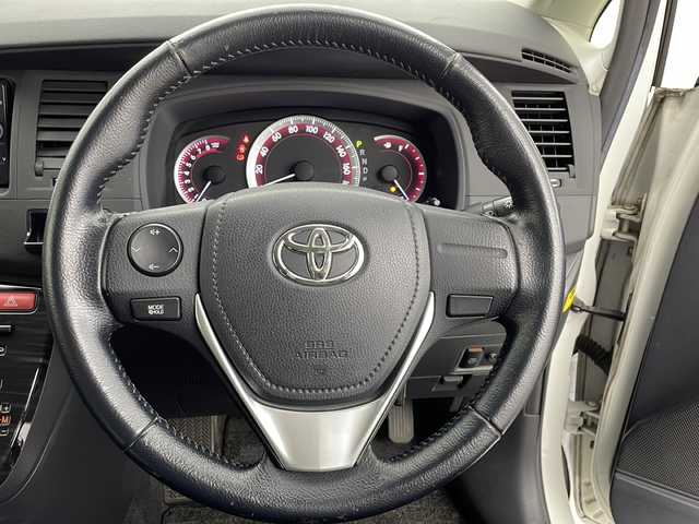 トヨタ アイシス プラタナ Vセレクション 千葉県 2013(平25)年 7.5万km ホワイトパールクリスタルシャイン 純正メモリーナビ/フルセグTV（TVキャンセラー付）/Bluetooth接続/バックカメラ/両側パワースライドドア/キセノンヘッドライト/ビルトインETC/スマートキー/プッシュスタート
