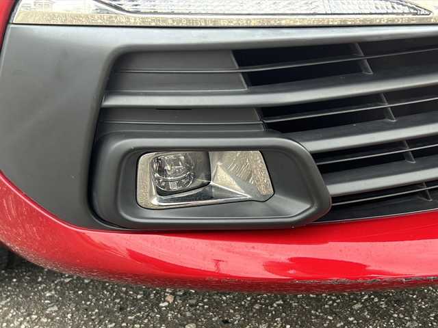 プジョー ３０８ アリュール ブルーHDi 富山県 2020(令2)年 2.1万km 赤 スマートキー（２本）/ハーフレザーシート/メーカーオプションナビ/衝突安全ブレーキ/Bluetooth/ETC2.0/ACC/レーンキープアシスト/LEDヘッドライト/フォグランプ/純正フロアマット/横滑り防止措置/アイドリングストップ/電動パーキングブレーキ/電動格納ウィンカーミラー/ブラインドスポットモニター/オートライト/オートハイビーム/パドルシフト/取扱説明書