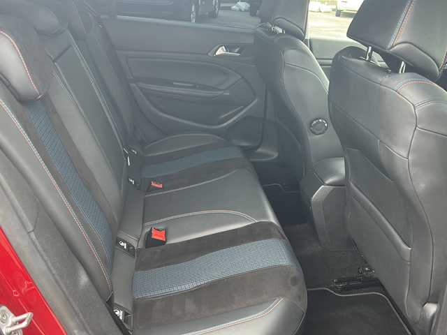 プジョー ３０８ アリュール ブルーHDi 富山県 2020(令2)年 2.1万km 赤 スマートキー（２本）/ハーフレザーシート/メーカーオプションナビ/衝突安全ブレーキ/Bluetooth/ETC2.0/ACC/レーンキープアシスト/LEDヘッドライト/フォグランプ/純正フロアマット/横滑り防止措置/アイドリングストップ/電動パーキングブレーキ/電動格納ウィンカーミラー/ブラインドスポットモニター/オートライト/オートハイビーム/パドルシフト/取扱説明書