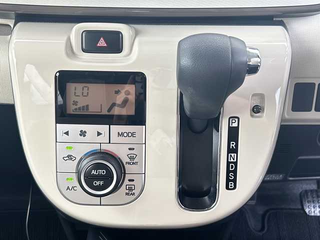 ダイハツ ムーヴ キャンバス G メイクアッフ SA Ⅱ 埼玉県 2017(平29)年 9.1万km パールホワイトⅢ/シルキーブルーパール 2トーン (株)IDOMが運営する【じしゃロン熊谷店】の自社ローン専用車両になりますこちらは現金またはオートローンご利用時の価格です。自社ローンご希望の方は別途その旨お申付け下さい/社外ナビ/（フルセグTV/CD/DVD/Bluetooth/SD）/バックカメラ/ETC/両側パワースライドドア/スマートアシスト/・衝突回避支援ブレーキ機能/・衝突警報機能/・車線逸脱警報機能/・誤発進抑制制御機能/・先行車発進お知らせ機能/LEDオ－トヘッドライト/ドライブレコーダー/運転席シートヒーター /電動格納ミラー/ドアバイザー/プッシュスタート /スマートキー