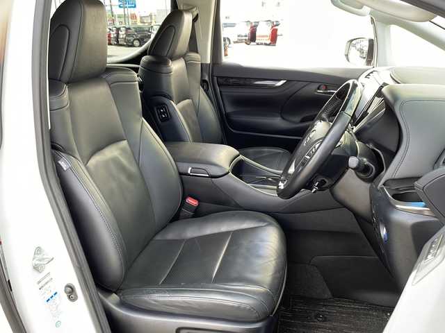 トヨタ ヴェルファイア ハイブリット ZR Gエディション 道北・旭川 2019(令1)年 5.5万km ホワイトパールクリスタルシャイン /寒冷地仕様//ワンオーナー//JBLサウンドシステム//純正ナビ/CD/DVD/BT/SD/TV/HDMI//パノラミックビューモニター//純正フリップダウンモニター//トヨタセーフティセンス/LTA/PCS/PKSB/RCTA/RSA/レーダークルーズコントロール/オートハイビーム//BSM//クリアランスソナー//シーケンシャルウィンカー//LEDヘッドライト//LEDフォグランプ//レザーシート//前席・2列目パワーシート//前席・2列目シートヒーター&エアシート//両側パワースライドドア//電動リアゲート//オートライト//横滑り防止//ハンドルヒーター//デジタルインナーミラー//メモリーシート//100V充電//取扱説明書//保証書