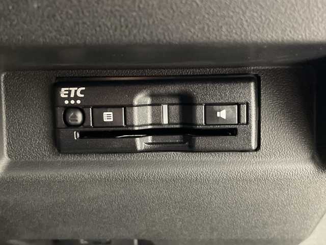 スズキ ジムニー XG 栃木県 2022(令4)年 1.2万km ジャングルグリーン ターボ/パートタイム4WD/純正8インチナビ(CN-RZ875)/(フルセグTV・Bluetooth・CD・DVD・SD・USB)/前方ドライブレコーダー/ETC/ダウンヒルアシストコントロール/ハロゲンヘッドランプ/オートライト/フロントフォグランプ(黄色)/リモコンキー/スペアキー/背面タイヤ/純正フロアマット/フルフラットシート