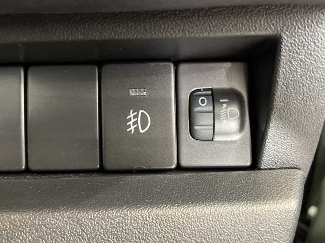 スズキ ジムニー XG 栃木県 2022(令4)年 1.2万km ジャングルグリーン ターボ/パートタイム4WD/純正8インチナビ(CN-RZ875)/(フルセグTV・Bluetooth・CD・DVD・SD・USB)/前方ドライブレコーダー/ETC/ダウンヒルアシストコントロール/ハロゲンヘッドランプ/オートライト/フロントフォグランプ(黄色)/リモコンキー/スペアキー/背面タイヤ/純正フロアマット/フルフラットシート