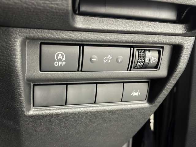 三菱 トライトン GSR 愛知県 2024(令6)年 0.3万km ダイヤモンドブラックマイカ メーカーオプション9インチナビ/音声認識・BT・AppleCarPlay・AndroidAuto・フルセグTV・USB・FM・AM/マルチアラウンドビューモニター/スーパーエレクトロ4WD-II/レーダークルーズ コントロール/ETC/衝突被害軽減システム/本革合皮コンビレザーシート/運転席パワーシート/前席シートヒーター/本革巻ステアリング/ステアリングヒーター/ブラインドスポットモニター/ヒルディセントコントロール/アクティブスタビリティ&トラクションコントロール/アクティブLSD（ブレーキ制御タイプ）/トレーラースタビリティアシスト/アクティブヨーコントロール/リヤデフロック/ヒルスタートアシスト/標識認識システム/LEDオートライト/オートハイビーム/オートワイパー/車線逸脱防止支援機能/後席サーキュレーター/自動防眩ルームミラー/フロントフォグランプ/荷台ベッドライナー/電動格納式ヒーテッドドアミラー/純正18インチアルミホイール