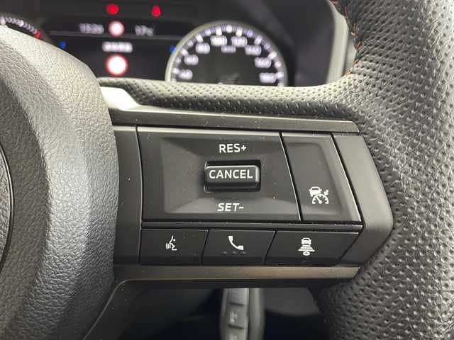 三菱 トライトン GSR 愛知県 2024(令6)年 0.3万km ダイヤモンドブラックマイカ メーカーオプション9インチナビ/音声認識・BT・AppleCarPlay・AndroidAuto・フルセグTV・USB・FM・AM/マルチアラウンドビューモニター/スーパーエレクトロ4WD-II/レーダークルーズ コントロール/ETC/衝突被害軽減システム/本革合皮コンビレザーシート/運転席パワーシート/前席シートヒーター/本革巻ステアリング/ステアリングヒーター/ブラインドスポットモニター/ヒルディセントコントロール/アクティブスタビリティ&トラクションコントロール/アクティブLSD（ブレーキ制御タイプ）/トレーラースタビリティアシスト/アクティブヨーコントロール/リヤデフロック/ヒルスタートアシスト/標識認識システム/LEDオートライト/オートハイビーム/オートワイパー/車線逸脱防止支援機能/後席サーキュレーター/自動防眩ルームミラー/フロントフォグランプ/荷台ベッドライナー/電動格納式ヒーテッドドアミラー/純正18インチアルミホイール