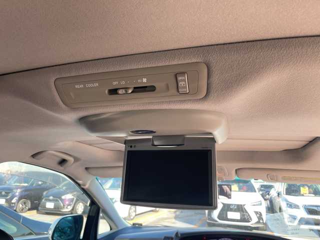 トヨタ エスティマ アエラス Gエディション 神奈川県 2011(平23)年 4.1万km ホワイトパールクリスタルシャイン ツインムーンルーフ/純正HDDナビゲーション【NHZN-W60G】/純正フリップダウンモニター【V9T-R59C　３TV26】/フルセグ　CD DVD　HDD　AM FM　AUX SD/バックカメラ/両側電動スライドドア/クルーズコントロール/純正ビルトインETC/木目調/革コンビステアリング/リアクーラー/プッシュスタート/スマートキー/HIDヘッドランプ/フロントフォグランプ/オートラート/純正サイド/リアスポイラー/純正１７インチアルミホイール/電格ウインカーミラー