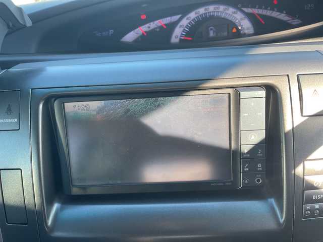 トヨタ エスティマ アエラス Gエディション 神奈川県 2011(平23)年 4.1万km ホワイトパールクリスタルシャイン ツインムーンルーフ/純正HDDナビゲーション【NHZN-W60G】/純正フリップダウンモニター【V9T-R59C　３TV26】/フルセグ　CD DVD　HDD　AM FM　AUX SD/バックカメラ/両側電動スライドドア/クルーズコントロール/純正ビルトインETC/木目調/革コンビステアリング/リアクーラー/プッシュスタート/スマートキー/HIDヘッドランプ/フロントフォグランプ/オートラート/純正サイド/リアスポイラー/純正１７インチアルミホイール/電格ウインカーミラー