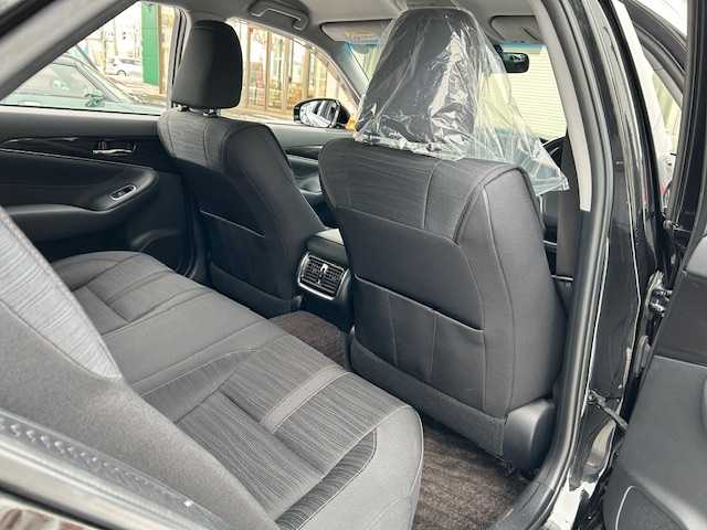 トヨタ クラウン ハイブリッド アスリートS 道東・釧路十勝 2013(平25)年 12.3万km プレシャスブラックパール 寒冷地仕様/純正ナビ/　　（DVD/CD/フルセグTV/Bluetooth）/バックカメラ/クルーズコントロール/前席パワーシート/前席シートヒーター/ハンドルヒーター/HIDヘッドライト/フォグライト/ミラーヒーター/ウィンカーミラー/電動格納ミラー/革巻きステアリング/ステアリングリモコン/横滑り防止装置/コーナーセンサー/ドライブレコーダー/電動チルト＆テレスコピックステアリング/純正ドアバイザー/純正フロアマット/ディーラー記録簿 H30/R2/4/6/スマートキー/エンジンプッシュスタート/スペアキー/取扱説明書/保証書/純正17インチアルミホイール/夏タイヤ積み込み /　　（215/55R17、5mm、純正AW）