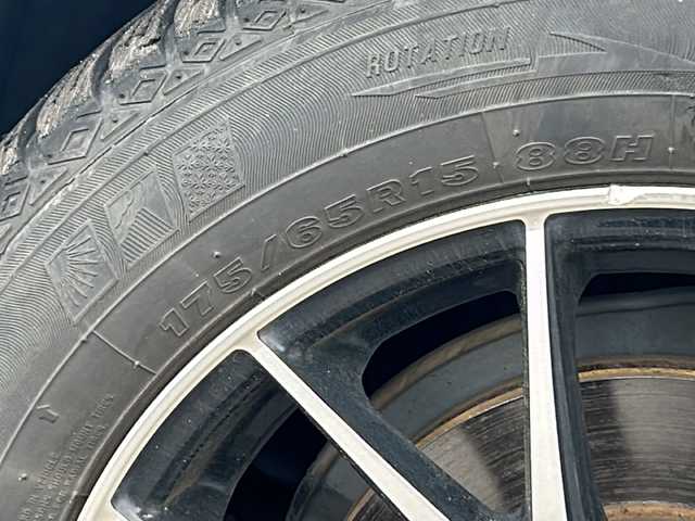 トヨタ アクア G 岡山県 2015(平27)年 16.3万km クールソーダメタリック 純正ナビＮＳＣＰ－Ｗ６４　ＢＴ／ＣＤ／フルセグ　バックカメラ　シートヒーター　クルコン　セルスター製レーダーＡＲ－１２１ＲＡ　ドラレコ　ＥＴＣ　ＡＡＣ　ＬＥＤ　スマートキー　純正フロアマット　社外ＡＷ