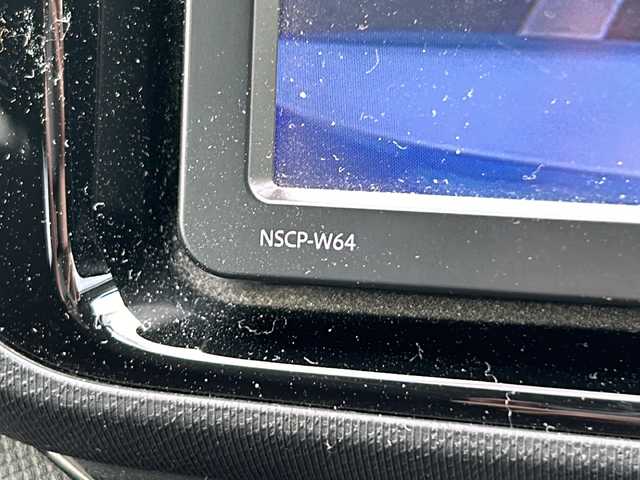 トヨタ アクア G 岡山県 2015(平27)年 16.3万km クールソーダメタリック 純正ナビＮＳＣＰ－Ｗ６４　ＢＴ／ＣＤ／フルセグ　バックカメラ　シートヒーター　クルコン　セルスター製レーダーＡＲ－１２１ＲＡ　ドラレコ　ＥＴＣ　ＡＡＣ　ＬＥＤ　スマートキー　純正フロアマット　社外ＡＷ