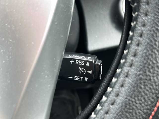 トヨタ アクア G 岡山県 2015(平27)年 16.3万km クールソーダメタリック 純正ナビＮＳＣＰ－Ｗ６４　ＢＴ／ＣＤ／フルセグ　バックカメラ　シートヒーター　クルコン　セルスター製レーダーＡＲ－１２１ＲＡ　ドラレコ　ＥＴＣ　ＡＡＣ　ＬＥＤ　スマートキー　純正フロアマット　社外ＡＷ