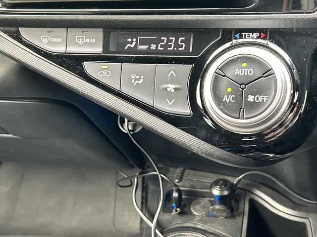 トヨタ アクア G 岡山県 2015(平27)年 16.3万km クールソーダメタリック 純正ナビＮＳＣＰ－Ｗ６４　ＢＴ／ＣＤ／フルセグ　バックカメラ　シートヒーター　クルコン　セルスター製レーダーＡＲ－１２１ＲＡ　ドラレコ　ＥＴＣ　ＡＡＣ　ＬＥＤ　スマートキー　純正フロアマット　社外ＡＷ