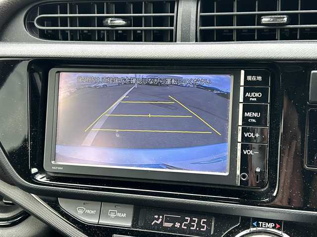 トヨタ アクア G 岡山県 2015(平27)年 16.3万km クールソーダメタリック 純正ナビＮＳＣＰ－Ｗ６４　ＢＴ／ＣＤ／フルセグ　バックカメラ　シートヒーター　クルコン　セルスター製レーダーＡＲ－１２１ＲＡ　ドラレコ　ＥＴＣ　ＡＡＣ　ＬＥＤ　スマートキー　純正フロアマット　社外ＡＷ
