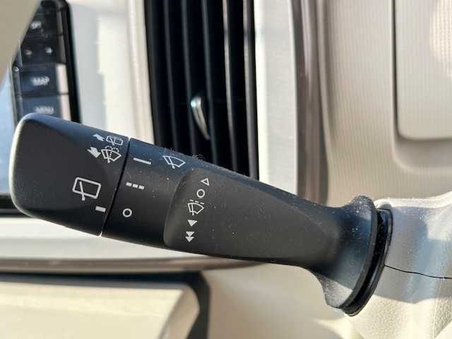 ダイハツ ムーヴ キャンバス G メイクアップ リミテッド　SAⅢ 茨城県 2018(平30)年 2万km パールホワイトⅢ/スムースグレーマイカメタリック 2トーン 純正ナビ　/(AM/FM/BT/TV/CD)/両側パワースライドドア　/ＥＴＣ　/ドライブレコーダー前方　/バックカメラ　/コーナーセンサー後方　/スマートキー　/ＬＥＤライト　/パワーウィンドウ　/パワーステアリング　/純正フロアマット /盗難防止装置