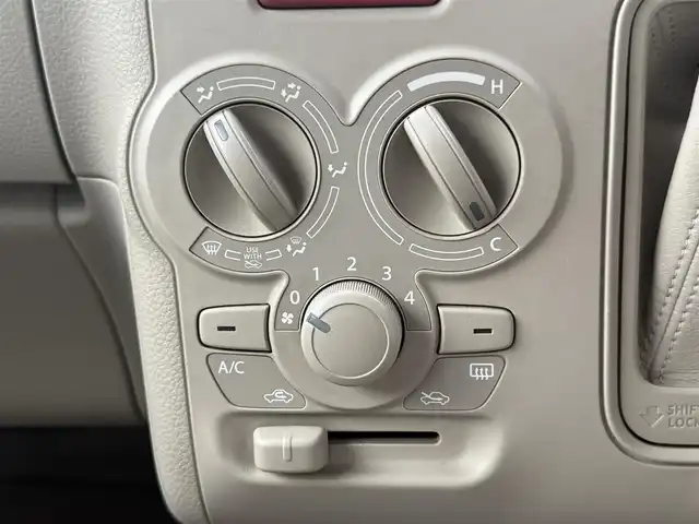 スズキ ラパン G 千葉県 2020(令2)年 6.5万km フォーンベージュM オーディオ　DPX-U740BTH/　(AM/FM/CD/USB/AUX/Bluetooth)/ドライブレコーダー/ETC/デュアルセンサーブレーキサポート/リアコーナーセンサー/プッシュエンジンスタート/スマートキー/運転席シートヒーター/純正フロアマット/オートライト/ヘッドライトレベライザー/ドアバイザー