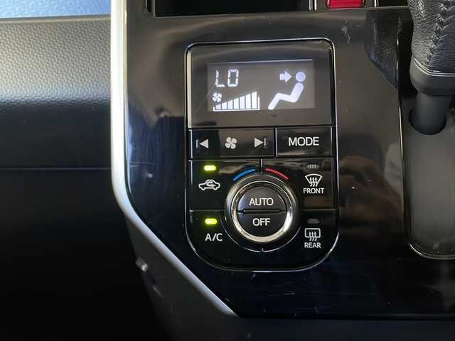 トヨタ タンク カスタムG S 富山県 2018(平30)年 4.1万km パールホワイトⅢ ワンオーナー/純正SDナビ/地デジTV/Bluetooth/CD/DVD/ETC/スマートアシストII/・衝突警報機能/・ 衝突回避支援ブレーキ機能/・車線逸脱警報機能/・誤発進抑制機能/・先行車発進お知らせ機能/両側パワースライドドア/前席シートヒーター/AAC/アイドリングストップ/横滑り防止装置/プッシュスタート/スマートキー/革巻ステアリング/純正ドアバイザー/純正フロアマット/純正スカッフプレード/取説書/ナビ取説書/保証書/スペアキー