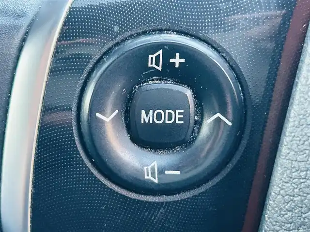 トヨタ シエンタ G 岡山県 2017(平29)年 13.2万km ブラックマイカ (株)IDOMが運営する【じしゃロン岡山店】の自社ローン専用車両です。こちらは現金またはオートローンご利用時の価格です。 自社ローンご希望の方は別途その旨お申し付け下さい/・プッシュスタート/・純正ナビ（TV、CD/DVD/BT）/・両側パワスラ/・ETC/・バックカメラ