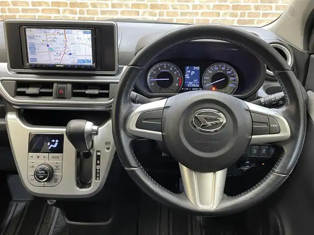 ダイハツ キャスト アクティバ G ターボ SAⅡ 岩手県 2015(平27)年 9.4万km フレッシュグリーンM ４WD/ターボ/カーボン調ホワイトデザインフィルムトップ/スマートアシスト２/衝突回避支援ブレーキ/車線逸脱警報/誤発進抑制機能/先行車発信お知らせ機能/ダウンヒルアシスト/横滑り防止装置/アイドリングストップ/オートエアコン/オートライト/LEDヘッドライト/LEDフォグライト/KENWOODナビ/バックカメラ/ETC/エンジンスターター/純正アルミホイール