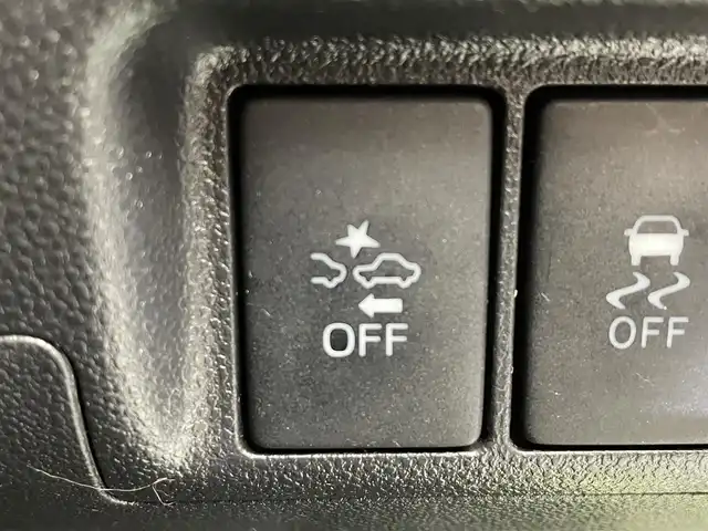 ダイハツ キャスト アクティバ G ターボ SAⅡ 岩手県 2015(平27)年 9.4万km フレッシュグリーンM ４WD/ターボ/カーボン調ホワイトデザインフィルムトップ/スマートアシスト２/衝突回避支援ブレーキ/車線逸脱警報/誤発進抑制機能/先行車発信お知らせ機能/ダウンヒルアシスト/横滑り防止装置/アイドリングストップ/オートエアコン/オートライト/LEDヘッドライト/LEDフォグライト/KENWOODナビ/バックカメラ/ETC/エンジンスターター/純正アルミホイール