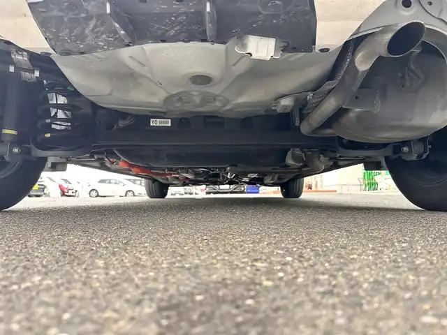 トヨタ アクア S 宮城県 2014(平26)年 8.2万km スーパーホワイトⅡ 社外ナビ（MDV-D708BTW）/・CD/DVD/・Bluetooth/・フルセグTV/前後ドライブレコーダー/ETC/キーレスエントリー（リモコンキー）/ヘッドライトレベライザー/電動格納ミラー/フロアマット/Wエアバッグ