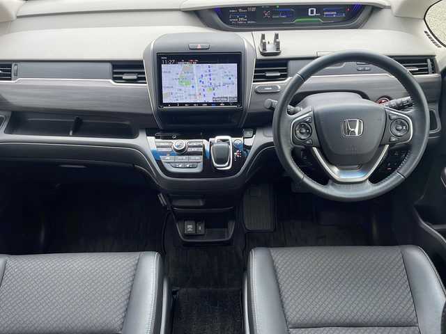 ホンダ フリード＋ ハイブリット G ホンダセンシング 東京都 2020(令2)年 3.7万km プラチナホワイトパール ワンオーナー/純正メモリナビ/（フルセグ/BT/CD/DVD/FM/AM）/アダプティブクルーズコントロール/車線維持支援システム/衝突軽減ブレーキ/誤発進抑制機能/両側パワースライドドア/コーナーセンサー/ハーフレザーシート/シートヒーター（D/N）/ミラーヒーター/スマートキー/ドライブレコーダー（前後）/ETC