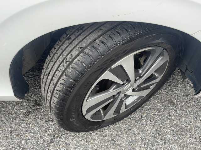 ホンダ フリード＋ ハイブリット G ホンダセンシング 東京都 2020(令2)年 3.7万km プラチナホワイトパール ワンオーナー/純正メモリナビ/（フルセグ/BT/CD/DVD/FM/AM）/アダプティブクルーズコントロール/車線維持支援システム/衝突軽減ブレーキ/誤発進抑制機能/両側パワースライドドア/コーナーセンサー/ハーフレザーシート/シートヒーター（D/N）/ミラーヒーター/スマートキー/ドライブレコーダー（前後）/ETC