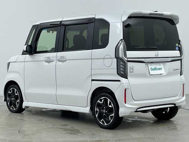 ホンダ Ｎ ＢＯＸ カスタム G L ターボ ホンダセンシング 道央・札幌 2018(平30)年 4.7万km プラチナホワイトパール ・4WD/・純正8インチナビ&CD&DVD&SD&BT&TV/・両側パワースライドドア/・バックカメラ/・ホンダセンシング/・レーダークルーズコントロール/・コーナーセンサー/・純正ドライブレコーダー/・ビルトインETC/・前席シートヒーター/・ハーフレザーシート/・電動格納ミラー/・ドアミラーヒーター/・LEDヘッドライト/・オートライト/・オートマチックハイビーム/・スマートキー/・純正エンジンスターター