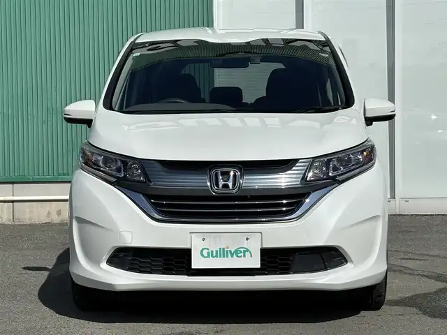 ホンダ フリード ハイブリット G ホンダセンシング 福岡県 2016(平28)年 9.2万km ホワイトオーキッドパール プッシュスタートボタン/スマートキー/クルーズコントロール/前方ドライブレコーダー/純正フロアマット/両側パワースライドドア/LEDヘッドライト/衝突軽減ブレーキ/Bluetoothオーディオ/バックカメラ/純正フロアマット
