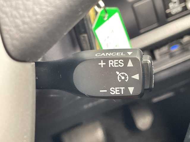 トヨタ ノア Si 愛知県 2017(平29)年 5.1万km ボルドーマイカメタリック ALPINE11型ナビ/片側パワースライド/レーダークルーズコントロール/バックカメラ/純正アルミホイール/LEDヘッドライト/レーンキープアシスト/オートマチックハイビーム/ドライブレコーダー/衝突軽減システム/フルセグ/CD DVD/Bluetooth/ステアリングスイッチ/スマートキー/プッシュスタート