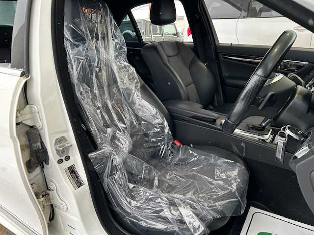 メルセデス・ベンツ Ｃ２００ アバンギャルド 道東・釧路十勝 2013(平25)年 7.2万km ポーラホワイト 純正ナビ/バックカメラ/クルーズコントロール/HIDヘッドライト/フォグライト/革巻きステアリング/ハーフレザーシート/前席パワーシート（運転席メモリー機能付き）/純正フロアマット/ドアバイザー/リモコンキー/取扱説明書/保証書/純正16インチアルミホイール