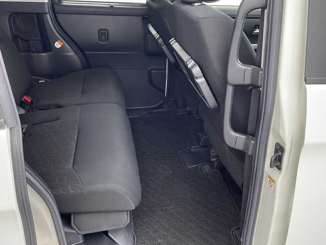 トヨタ タンク カスタムG S 兵庫県 2018(平30)年 3.7万km パールホワイトⅢ ・社外メモリナビ＆Bluetooth＆CD/DVD＆USB接続＆SDミュージック＆TV/・アラウンドビューモニター/・ビルドインETC/・純正フロアマット/・前席シートヒーター/・両側パワースライドドア/・純正１４インチアルミホイール/・クルーズコントロール/・スマートアシスト/・プリクラッシュセーフティ/・後コーナーセンサー/・レーンキープアシスト/・盗難防止装置/・オートライト/・LEDヘッドライト/・Wエアバック/・エンジンスタートボタン/・アイドリングストップ/・スマートキー/・AACエアコン