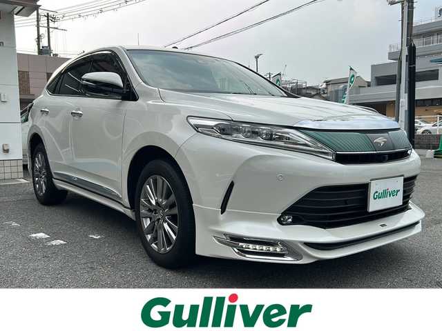 トヨタ ハリアー プログレス 大阪府 2019(平31)年 4.5万km ホワイトパールクリスタルシャイン 禁煙車/TRDエアロ/JBLサウンド/ハーフレザーシート/純正9インチナビ（Bluetooth・フルセグ・CD/DVD・USB）/全方位カメラ/ビルトインETC2.0/前方ドラレコ/パワーバックドア/LEDヘッドライト/クリアランスソナー/トヨタセーフティセンス/・プリクラッシュセーフティシステム/・レーダークルーズコントロール/ウッドコンビステアリング/100V電源/プッシュスタート/スマートキー/保証書付整備手帳/取扱説明書