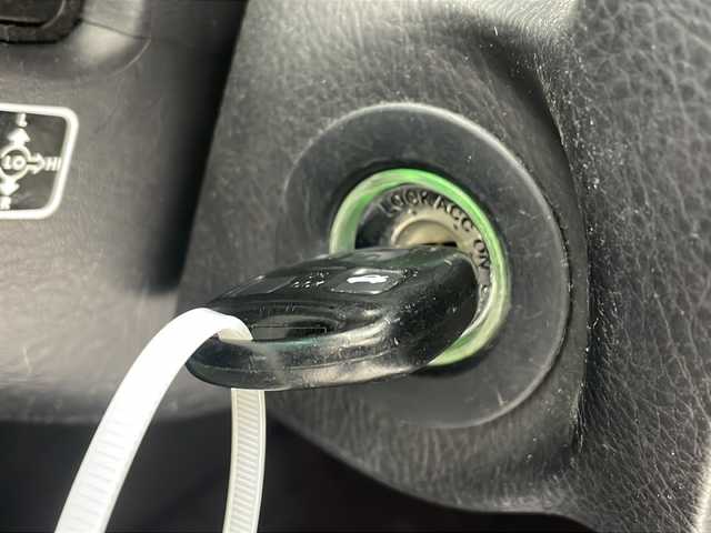 レクサス ＳＣ 430 沖縄県 2006(平18)年 11.6万km ブラキッシュレッドマイカ 社外ナビ(AVCI-RZ821-D)/（AM／FM／IPOD／BT）/フルセグTV　/横滑り防止装置/盗難防止装置　/本革シート　/マークレビンソン　/ビルトインＥＴＣ　/ＡＦＳ　/クルーズコントロール/オートエアコン/オートライト　/シートメモリー/純正１８インチアルミホイール　/純正フロアマット/バックカメラ/パワーステアリング/パワーウィンドウ/オープンカー/MTモード付AT