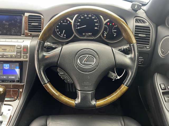 レクサス ＳＣ 430 沖縄県 2006(平18)年 11.6万km ブラキッシュレッドマイカ 社外ナビ(AVCI-RZ821-D)/（AM／FM／IPOD／BT）/フルセグTV　/横滑り防止装置/盗難防止装置　/本革シート　/マークレビンソン　/ビルトインＥＴＣ　/ＡＦＳ　/クルーズコントロール/オートエアコン/オートライト　/シートメモリー/純正１８インチアルミホイール　/純正フロアマット/バックカメラ/パワーステアリング/パワーウィンドウ/オープンカー/MTモード付AT