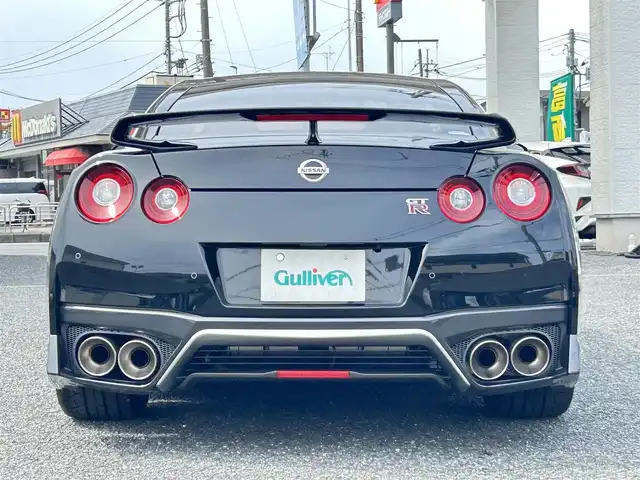 日産 ＧＴ－Ｒ ブラックエディション 埼玉県 2020(令2)年 0.1万km メテオフレークブラックパール ・登録時走行距離566KM/・ガレージ保管　禁煙車/・ディーラー点検記録R２：４：５年有　/・赤/黒コンビレカロレザーシート　/・シートヒーター/・パワーシート/・純正ナビフルセグTV　アップカープレイ　/・バックカメラ　/・ETC　/・BOSEサウンド　/・ブレンボブレーキキャリパー/・PVガラス/・パドルシフト/・クルーズコントロール/・360°ドライブレコーダー/・F255/40ZR20/・R285/35ZRF20/・保証書