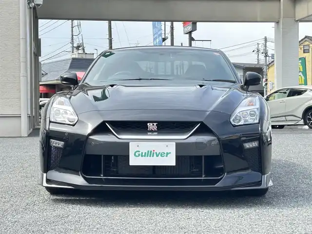 日産 ＧＴ－Ｒ ブラックエディション 埼玉県 2020(令2)年 0.1万km メテオフレークブラックパール ・登録時走行距離566KM/・ガレージ保管　禁煙車/・ディーラー点検記録R２：４：５年有　/・赤/黒コンビレカロレザーシート　/・シートヒーター/・パワーシート/・純正ナビフルセグTV　アップカープレイ　/・バックカメラ　/・ETC　/・BOSEサウンド　/・ブレンボブレーキキャリパー/・PVガラス/・パドルシフト/・クルーズコントロール/・360°ドライブレコーダー/・F255/40ZR20/・R285/35ZRF20/・保証書