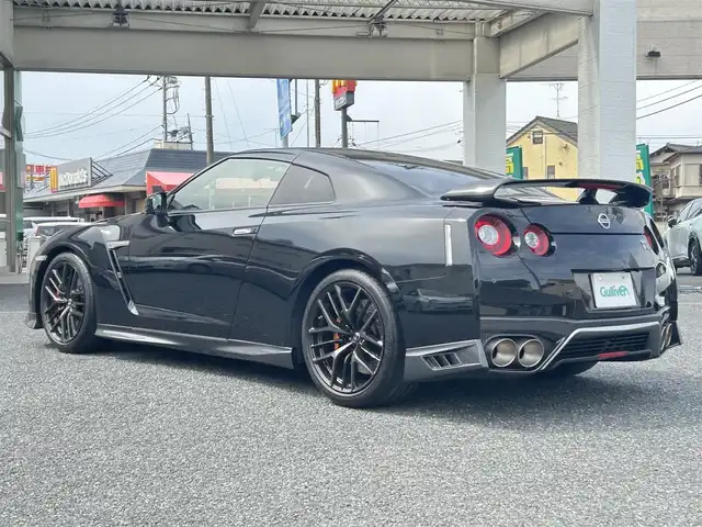日産 ＧＴ－Ｒ ブラックエディション 埼玉県 2020(令2)年 0.1万km メテオフレークブラックパール ・登録時走行距離566KM/・ガレージ保管　禁煙車/・ディーラー点検記録R２：４：５年有　/・赤/黒コンビレカロレザーシート　/・シートヒーター/・パワーシート/・純正ナビフルセグTV　アップカープレイ　/・バックカメラ　/・ETC　/・BOSEサウンド　/・ブレンボブレーキキャリパー/・PVガラス/・パドルシフト/・クルーズコントロール/・360°ドライブレコーダー/・F255/40ZR20/・R285/35ZRF20/・保証書