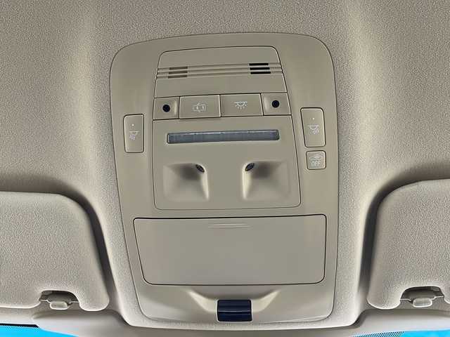 トヨタ クラウン ロイヤル ロイヤルサルーン i－Four 栃木県 2016(平28)年 3万km ブラック ワンオーナー/4WD/純正SDナビ/・CD/DVD/BD/BT/AUX/フルセグTV/バックカメラ/社外AW付冬タイヤ車載/プリクラッシュセーフティシステム/レーダークルーズコントロール/レーンキープアシスト/前席パワーシート/ビルトインETC/LEDヘッドライト/オートマチックハイビーム/フォグランプ/革巻きステアリング/ステアリングスイッチ/純正フロアマット/純正16インチAW/プッシュスタート/スマートキー×２/取扱説明書/保証書