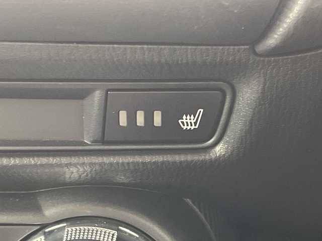 マツダ デミオ XD ツーリング 愛知県 2017(平29)年 6.2万km スノーフレイクホワイトパールマイカ 純正マツダコネクトナビ・フルセグTV/CD・DVD・Bluetooth再生/バックカメラ/純正LEDヘッドライト/ブラインドスポットモニター/ヘッドアップディスプレイ/ドライブレコーダー/社外１７インチAW/ローダウン/Greddyマフラー/セーフティパッケージ