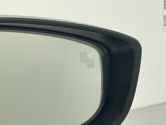 マツダ デミオ XD ツーリング 愛知県 2017(平29)年 6.2万km スノーフレイクホワイトパールマイカ 純正マツダコネクトナビ・フルセグTV/CD・DVD・Bluetooth再生/バックカメラ/純正LEDヘッドライト/ブラインドスポットモニター/ヘッドアップディスプレイ/ドライブレコーダー/社外１７インチAW/ローダウン/Greddyマフラー/セーフティパッケージ