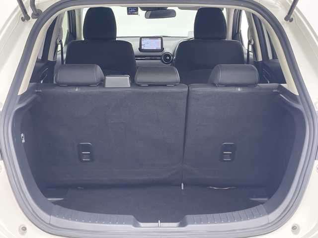 マツダ デミオ XD ツーリング 愛知県 2017(平29)年 6.2万km スノーフレイクホワイトパールマイカ 純正マツダコネクトナビ・フルセグTV/CD・DVD・Bluetooth再生/バックカメラ/純正LEDヘッドライト/ブラインドスポットモニター/ヘッドアップディスプレイ/ドライブレコーダー/社外１７インチAW/ローダウン/Greddyマフラー/セーフティパッケージ