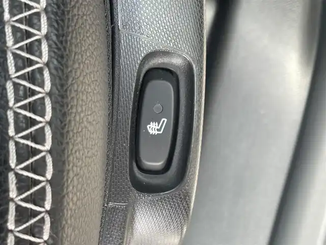 スマート ＭＣＣ スマート フォーツークーペBRABUSエクスクルーシブリミテッド 青森県 2018(平30)年 3.6万km 黒 ガラスルーフ/ＪＢＬサウンド/黒革シート/ディスプレイオーディオ/フルセグＴＶ/バックカメラ/ＥＴＣ２．０/コーナーセンサー/シートヒーター